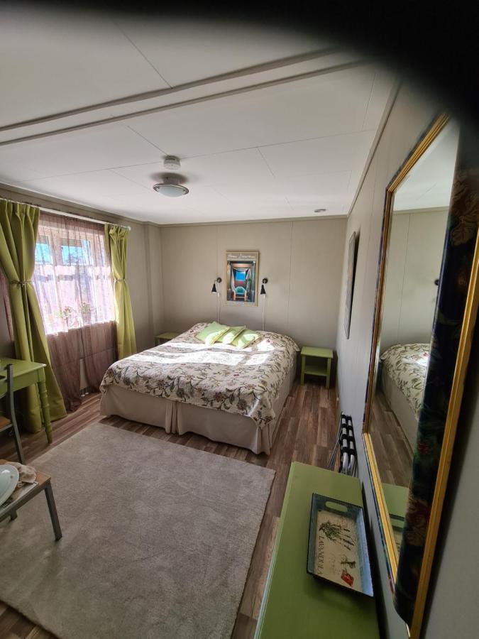 Skogsbrynet B&B, Bredsjoe Nya Herrgard Hällefors Buitenkant foto