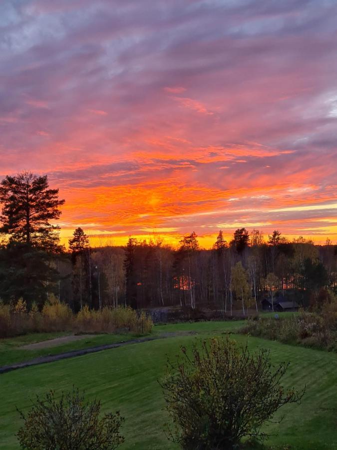 Skogsbrynet B&B, Bredsjoe Nya Herrgard Hällefors Buitenkant foto